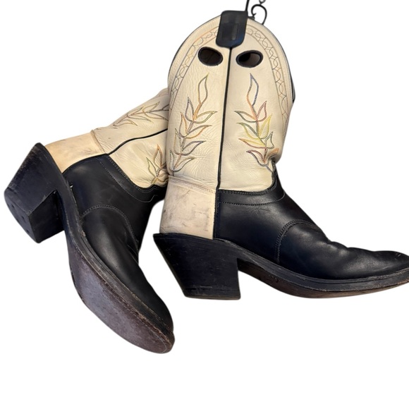 Bakers Black and Cream Ankle Boots - Picture 5 of 12